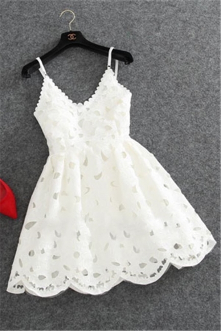 Short Mini Lace Cute White Spaghettis-Strap Homecoming Dress