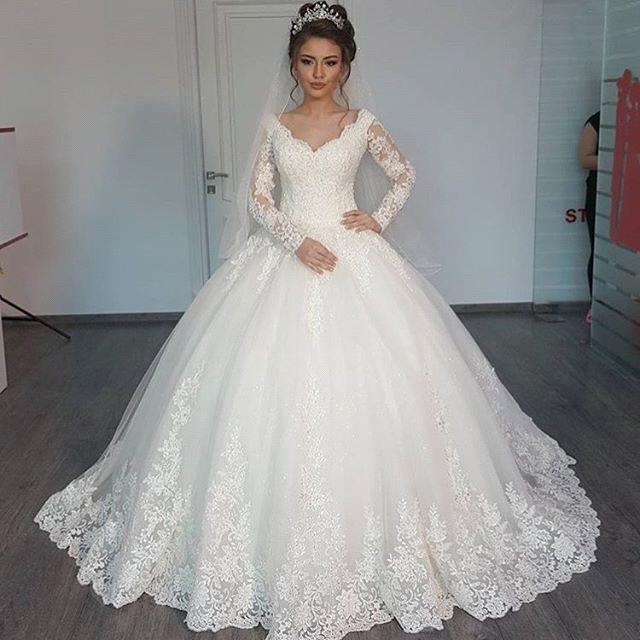 Elegant Lace Ball Gown Wedding Dresses | Long Sleeves V-Neck Bridal Gowns