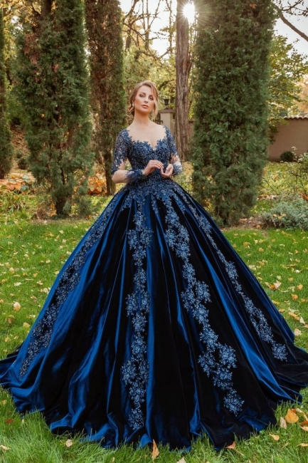 Glamorous Bateau Long Sleeves Velvet Ball Gown Prom Dress With 3D Appliques