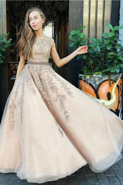 Classy Bateau Sleeveless Tullle A-Line Prom Dress With Floral Appliques