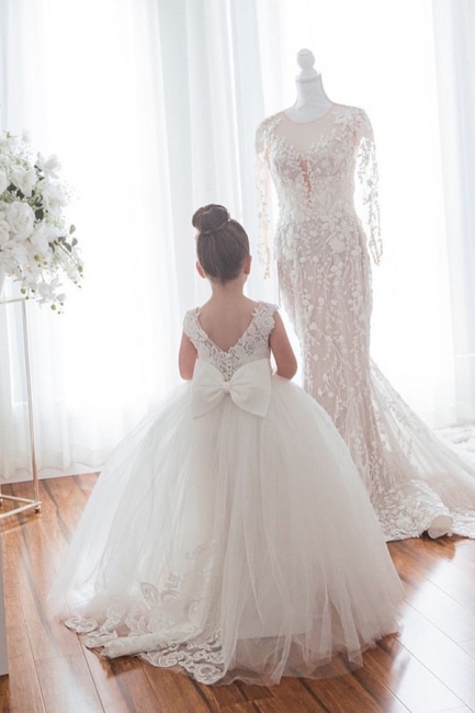 Beautiful Appliques Lace Backless Tulle Ball Gown Flower Girl Dresses With Bowknot