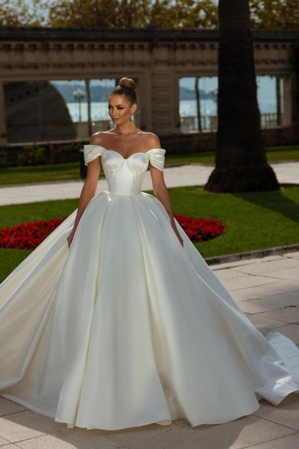 Elegant Off-the-Shoulder Sweetheart Backless Beading Satin Ball Gown Train Wedding Dress