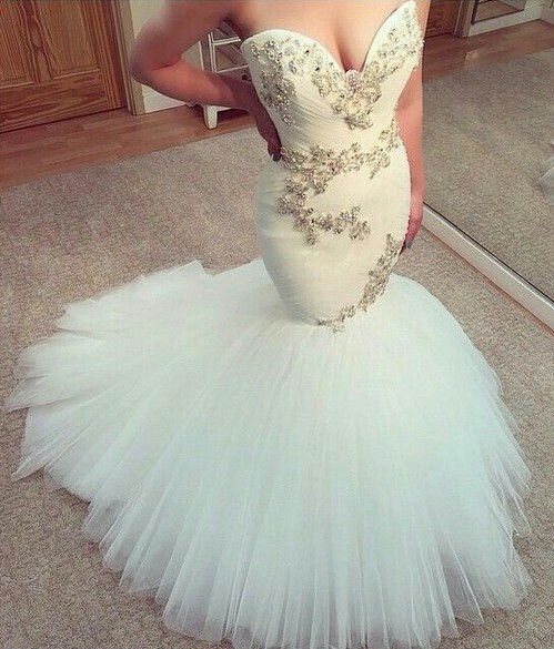 New Lace Beaded Mermaid Wedding Dresses Deep Sweetheart Neck Tulle Court Train Sexy Bridal Gowns
