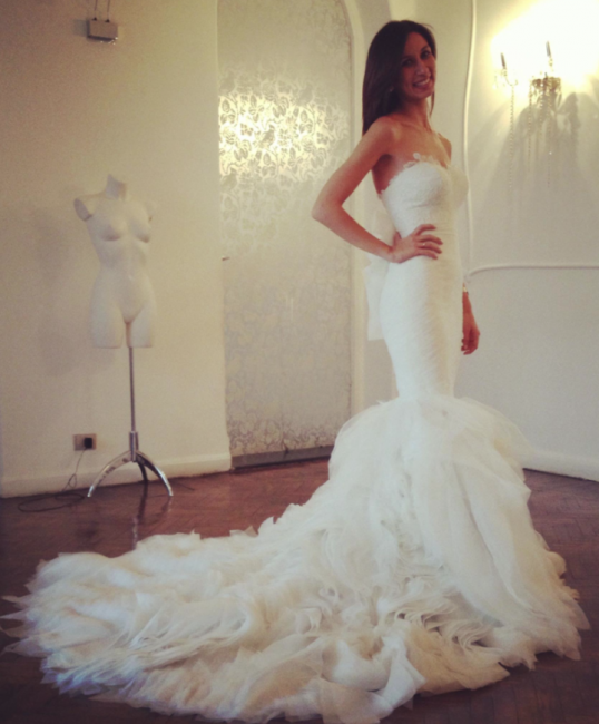 Lace Mermaid Wedding Dresses Sweetheart Neck Tiers Ruffles Long Sexy Bridal Gowns