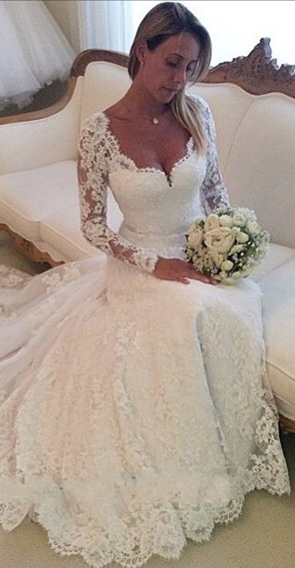 Scoop Neck Long Sleeves Lace Wedding Dresses Court Train Graceful Bridal Gowns