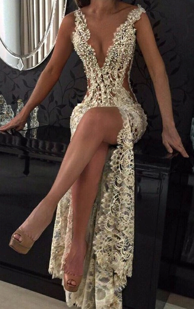 2018 Sexy Lace Evening Gowns Deep V Neck Beaded Thigh-High Slit Sheer Pageant Dresses