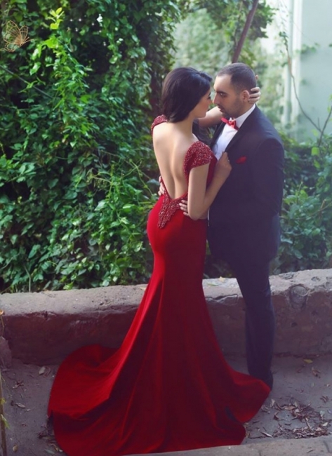 Red Fit and Flare Evening Gowns V Neck Beading Backless Luxury Formal Prom Dress
