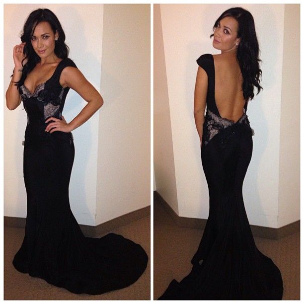 Alluring Black Backless Prom Dresses Mermaid Lace Sweep Train Evening Gowns