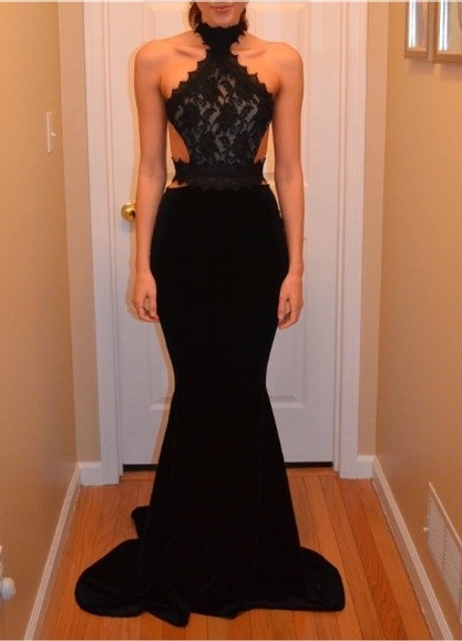 Black Mermaid Prom Dresses Halter Neck Lace Top Sexy Long Evening Gowns