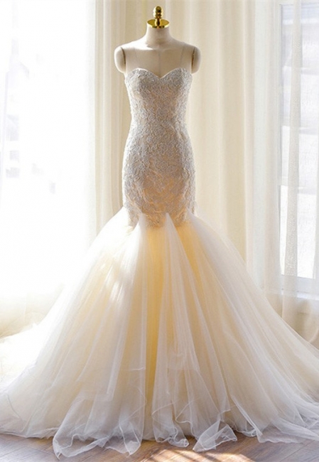 Gorgeous Lace Appliques Tulle Sweetheart Mermaid Wedding Dress