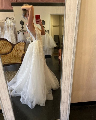 Unique Straps Plunging V Neckline Floor Length Lace Column Detachable Skirt Overlay Wedding Dress_3