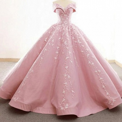 Classy Off-the-shoulder Floor-length Ball Gown Prom Dress With Appliques Lace_2