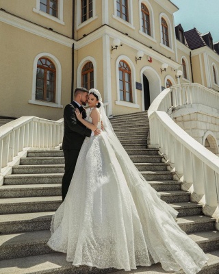 Gorgeous A-Line Sweetheart Spaghetti Straps Lace Beading Floor-length Ruffles Wedding Dress_2