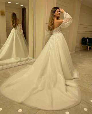 Beautiful Train A-Line Sweetheart Long Sleeve Appliques Lace Floor-length Wedding Dress_2