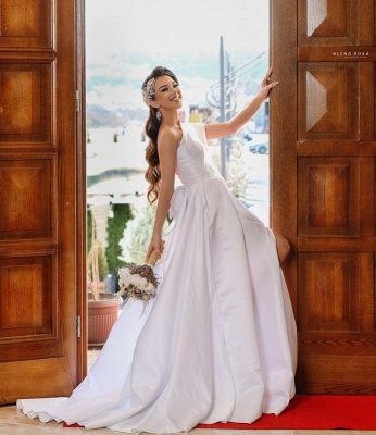 Unique A-Line One Shoulder Backless Split Floor-length Satin Wedding Dress_3