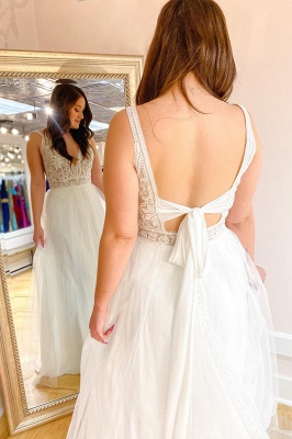 Romantic A-Line Tulle Floor-length V-neck Backless Spaghetti Straps Wedding Dress_2