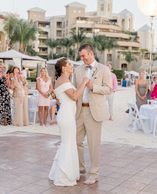 Sweetheart Off The Shoulder Backless Floor Length Sheath Beach Wedding Dresses_3