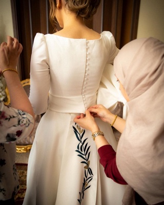 Elegant Jewel Three Quarters Sleeve Embroidery A Line Wedding Dresses With Bow_2