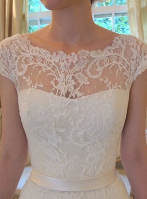 Sheer Lace Beach Wedding Dresses Jewel Sleeves Elegant Bridal Gowns_3
