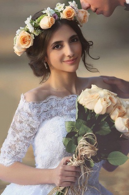 Lace A-line Wedding Dresses Off the Shoulder Half Long Sleeves Vintage Bridal Gowns_2